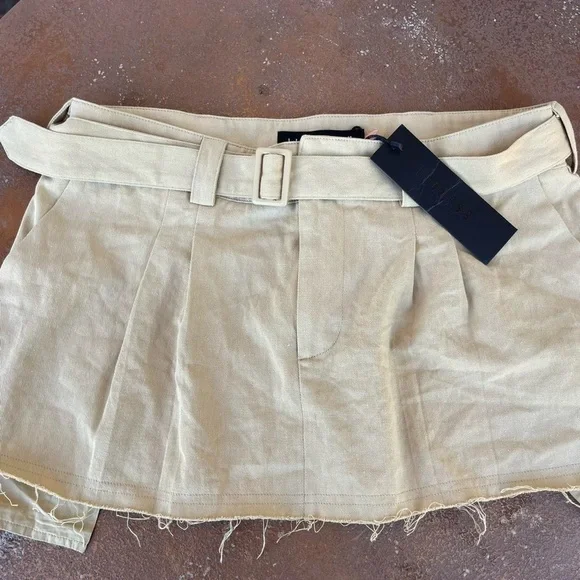 NWT Lioness Elle Mini Skirt Beige size 6 / originally $57 - Picture 5 of 7